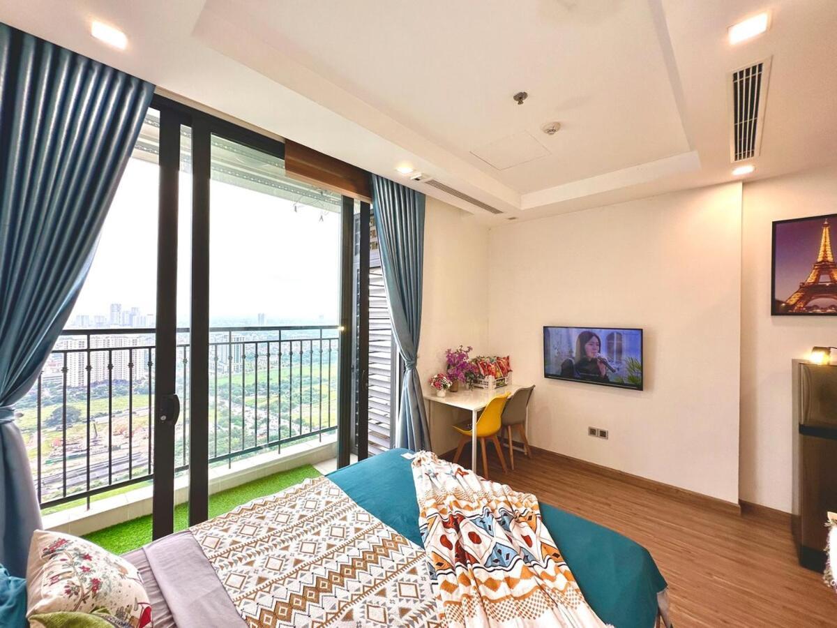 Getaway Next National Convention Centre And Marriott Hà Nội
